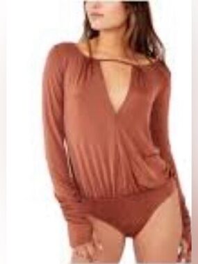 Free People Kaya Keyhole Bodysuit Color is Mesa Size XL EUC